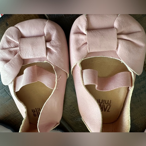 Baby Girl Shoes - Picture 2 of 7